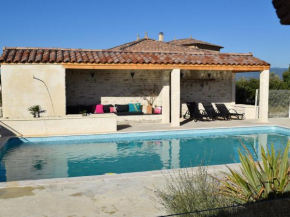 Гостиница Countryside villa in Ardeche with gorgeous views  Гропьер